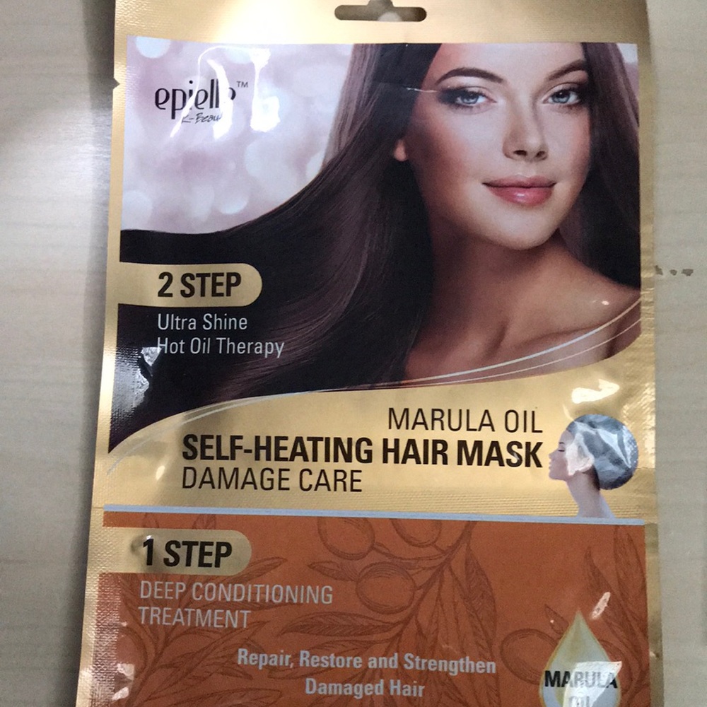 Makeup - Picture 2 of 4